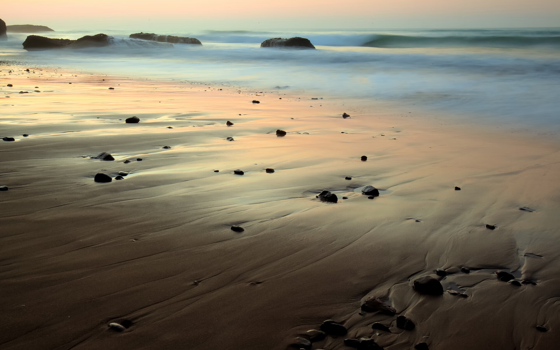 青年新锐挑战老牌劲旅,机会与挑战并存,新青年新挑战
